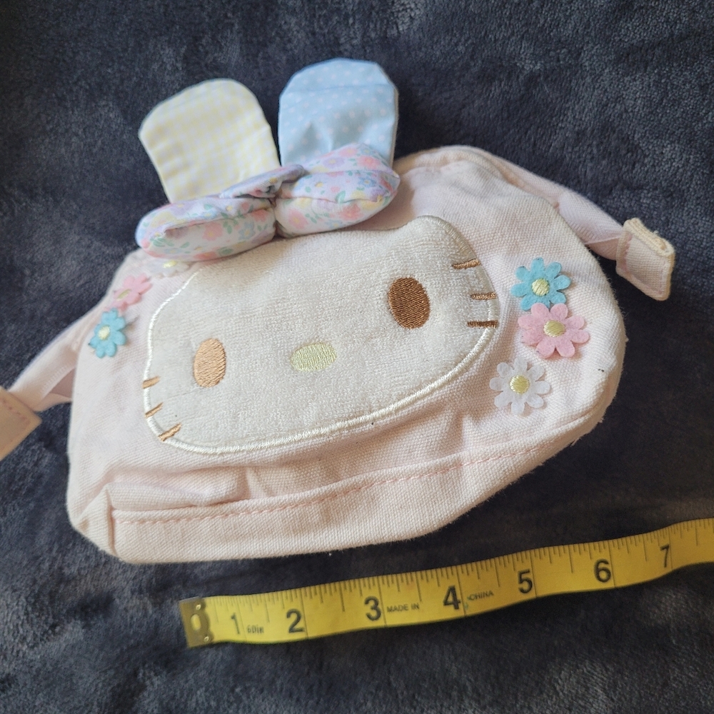 Hello Kitty coin purse